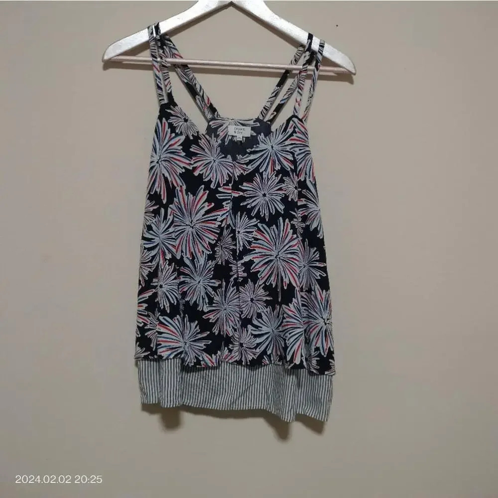NWT Crown & Ivy Redwhite&cute double spaghetti strap patriotic Top Blouse SZ Med